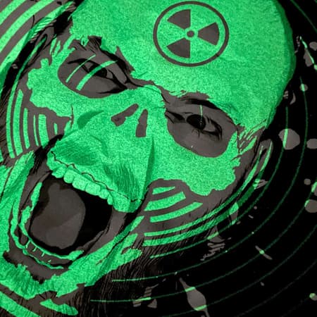 Leucht-Shirt - "STRAHLEN F**KEN MEIN GEHIRN"