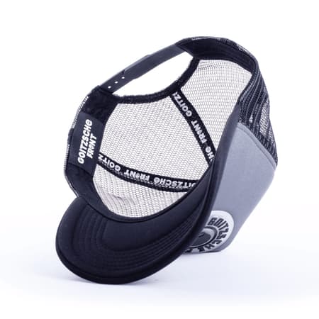 Trucker Mesh Cap - OLD SCHOOL Badge – Bild 4